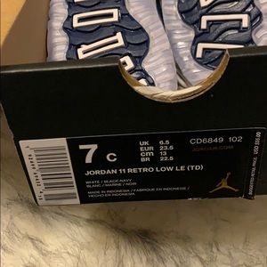 Kids 7c Jordan retro 11